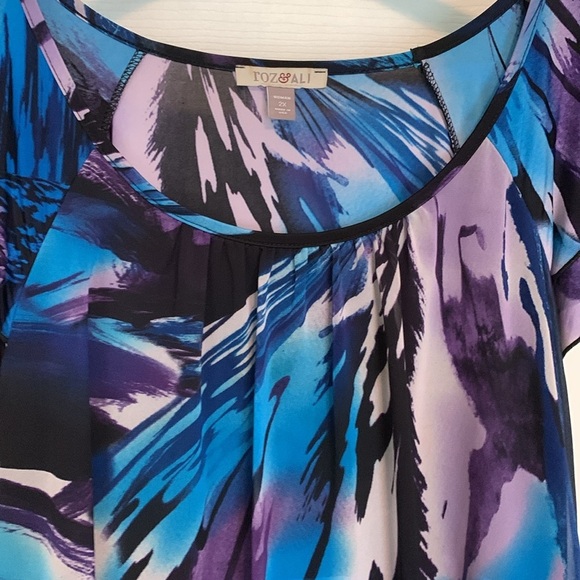 Blue Black Flutter Sleeve Blouse 2X - Picture 4 of 12